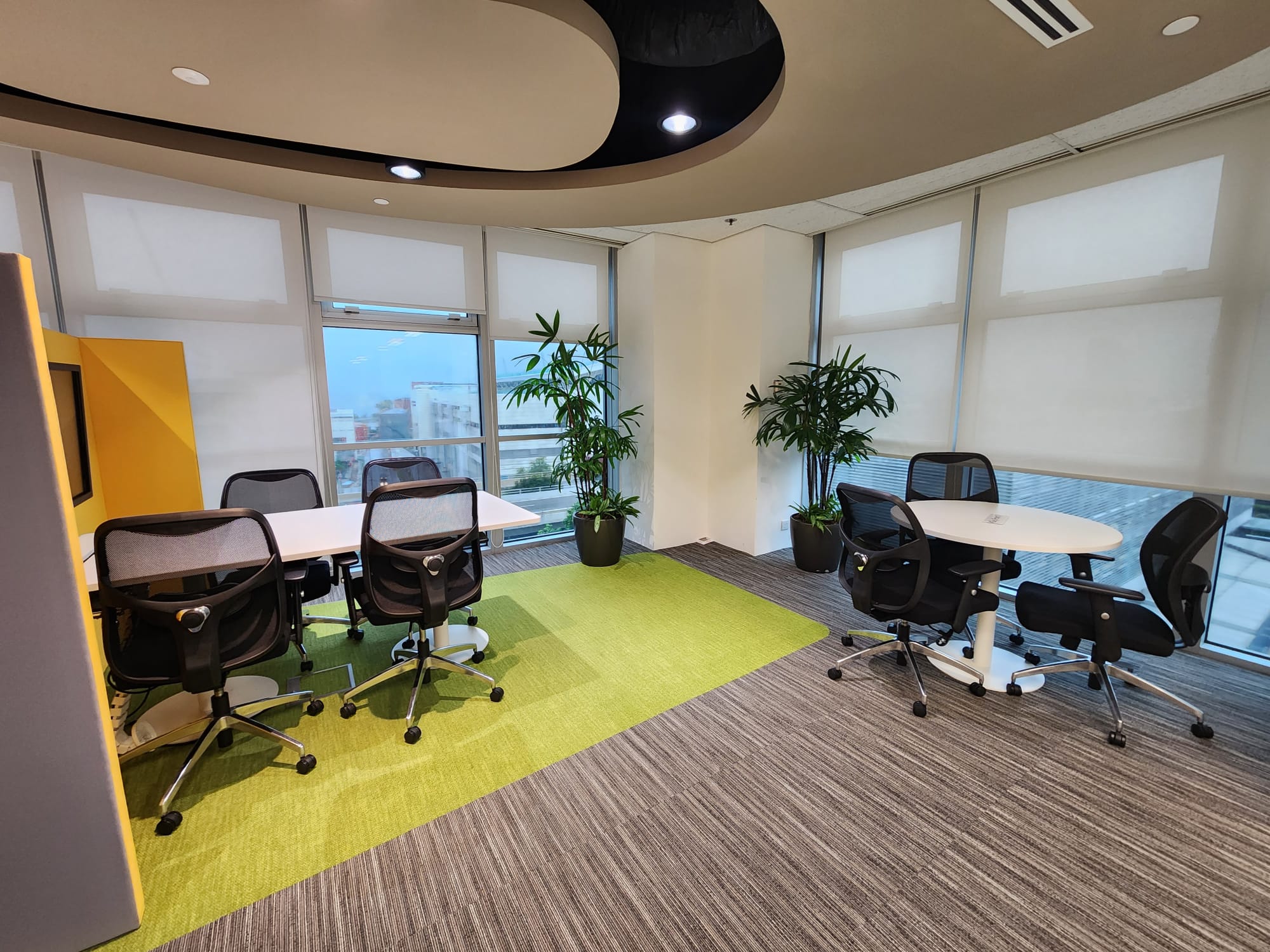 Fitted office in mTower